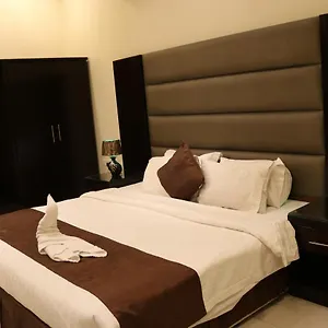 Hotel Manazel Maali Suites أجنحة معالي, Riyadh